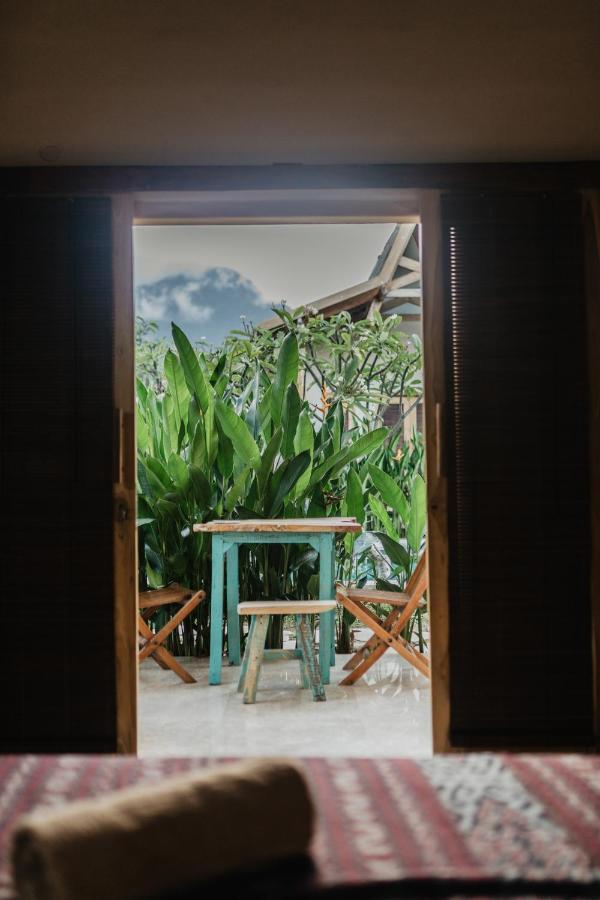 Kalyssa Beach Bungalows Pemuteran Esterno foto